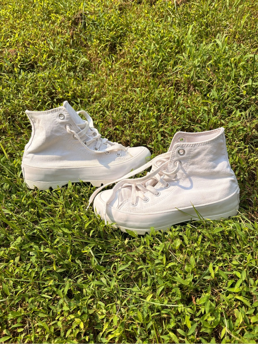 Converse Chuck Taylor All Star Lugged High Top White Platform Sneakers - Picture 6 of 8